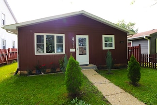2016 Horeb Ave, Zion, IL 60099