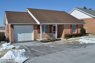 2820 Carlisle Dr, New Windsor, MD 21776