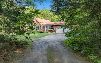 32 Milky Way Ln, Durham, ME 04222