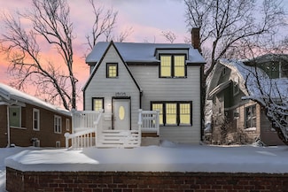 1505 W Main St, Kalamazoo, MI 49006