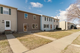 2808 25th St NW, Rochester, MN 55901
