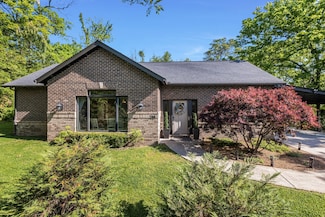 700 Stirrup Ct, Nashville, TN 37221