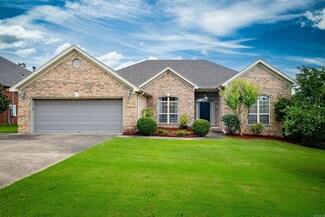 9240 Wooded Acres Cir, Sherwood, AR 72120