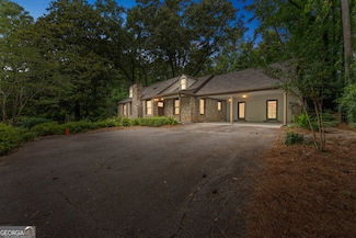 2596 Midway Rd, Decatur, GA 30030