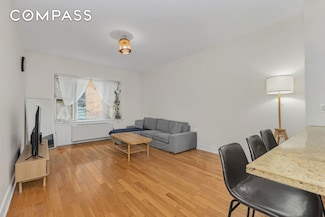 41-26 27th St Unit 2G, Long Island City, NY 11101