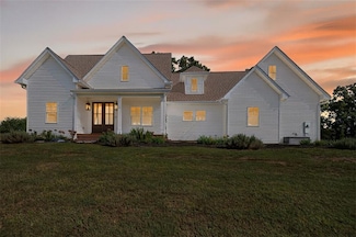 4246 Jim Hood Rd, Gainesville, GA 30506