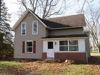 68375 Main St, New Paris, IN 46553