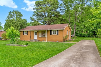 108 Charlemagne Blvd, Clarksville, TN 37042