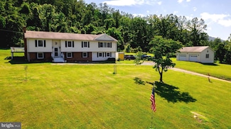 4179 Fiery Run Rd, Linden, VA 22642