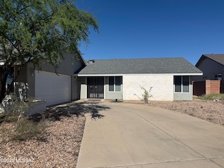 10213 E Sky Castle Way, Tucson, AZ 85730