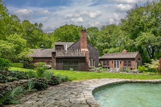 88 Hemlock Rd, Roxbury, CT 06783
