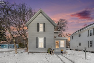 135 W Grant St, Clyde, OH 43410