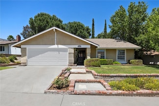 30314 Honeysuckle Hill Dr, Canyon Country, CA 91387