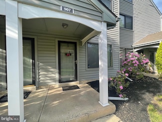907 Gregorys Way, Voorhees, NJ 08043