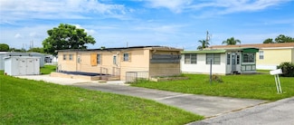 37302 Carol Ave, Zephyrhills, FL 33542