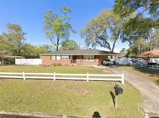 11 La Brea Blvd, Savannah, GA 31419