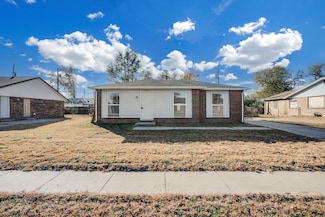 1613 E Del Mar St, Wichita, KS 67216