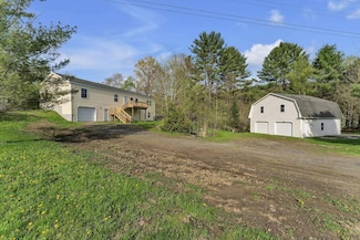2040 S Walden Rd, Cabot, VT 05647
