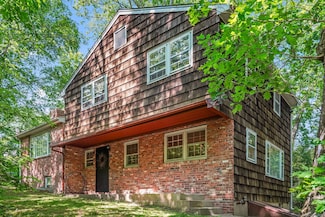 112 Nashville Rd, Bethel, CT 06801
