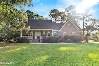 510 Kingsworth Ln SE, Leland, NC 28451