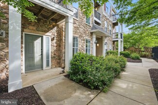 5115 B Travis Edward Way Unit B, Centreville, VA 20120