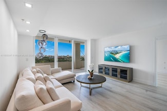 3400 SW 27th Ave Unit 1605, Miami, FL 33133