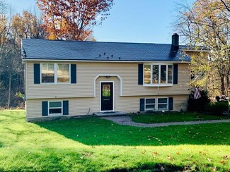 110 Adams Ave, Methuen, MA 01844