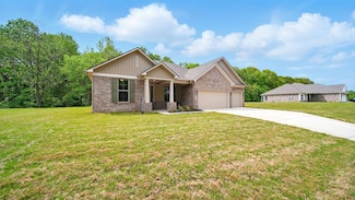 467 Garland Dr, Garland, TN 38019