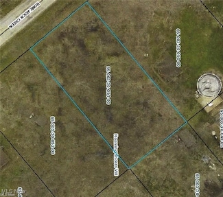 519 Rome Rock Creek Rd, Roaming Shores, OH 44084