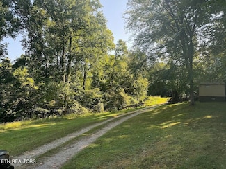 119 Carey St, Vonore, TN 37885