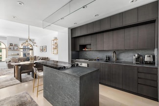 130 William St Unit 16F, New York, NY 10038