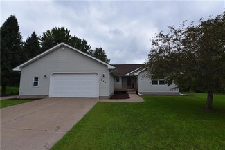 444 W Oak Ln, Fall Creek, WI 54742
