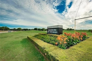 9819 Walnut St Unit J203, Dallas, TX 75243