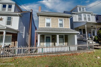 1523 Wabash St, Coal Township, PA 17866