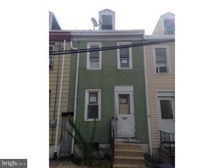 249 Maple St, Reading, PA 19602