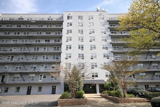 20 Cliff St Unit 6N, Staten Island, NY 10305