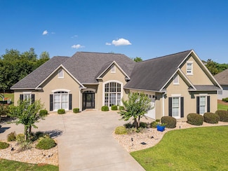4541 Lacosta Dr, Albany, GA 31721