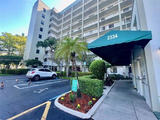 2334 S Cypress Bend Dr Unit 505, Pompano Beach, FL 33069