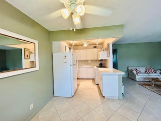 317 Windsor N, West Palm Beach, FL 33417