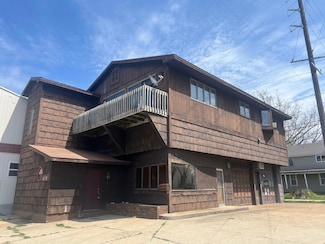 929 S Washington Ave, Ludington, MI 49431