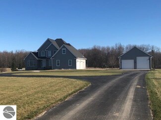 3581 W Rosebush Rd, Weidman, MI 48893