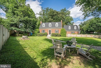 9701 Connecticut Ave, Kensington, MD 20895