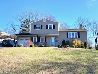 1 Oakwood Terrace, Washington, NJ 07882