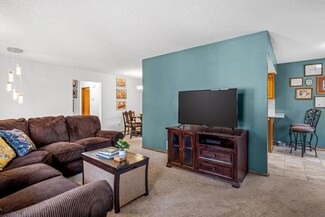 8478 Yates Ave N, Brooklyn Park, MN 55443