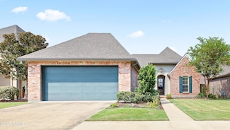 102 Spring View Dr, Youngsville, LA 70592