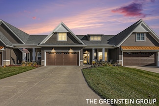 4709 Dune Grass Ln, Holland, MI 49423