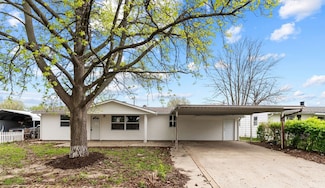 208 Saint Christopher Dr, East Saint Louis, IL 62206