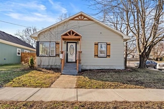 737 Brown Ave, Osawatomie, KS 66064