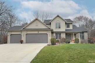 10451 Cottage Grove Dr, Middlebury, IN 46540