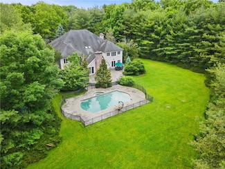 9 Lincoln Woods, Purchase, NY 10577